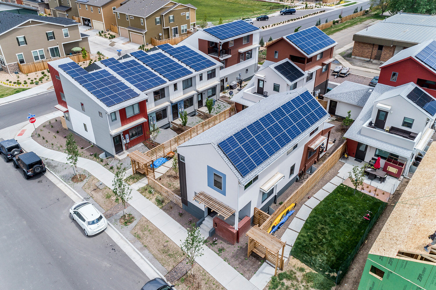 Geos Neighborhood — Net Zero Energy Community