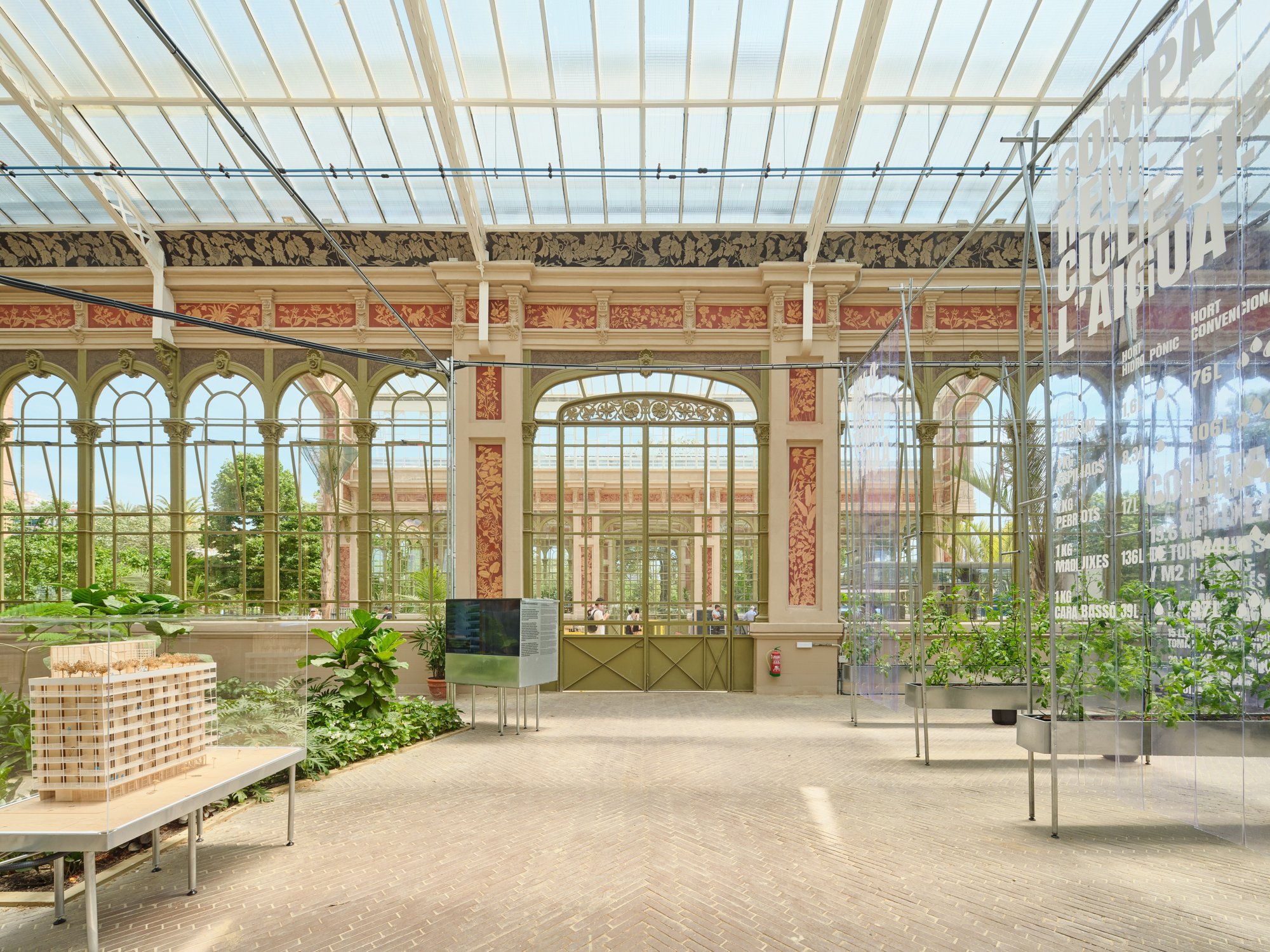 Together with its partner organizations, IAAC's installations depict the sustainability benefits of rooftop agriculture, including local food production, carbon sequestration, energy production, urban heat island mitigation, and water recycling.