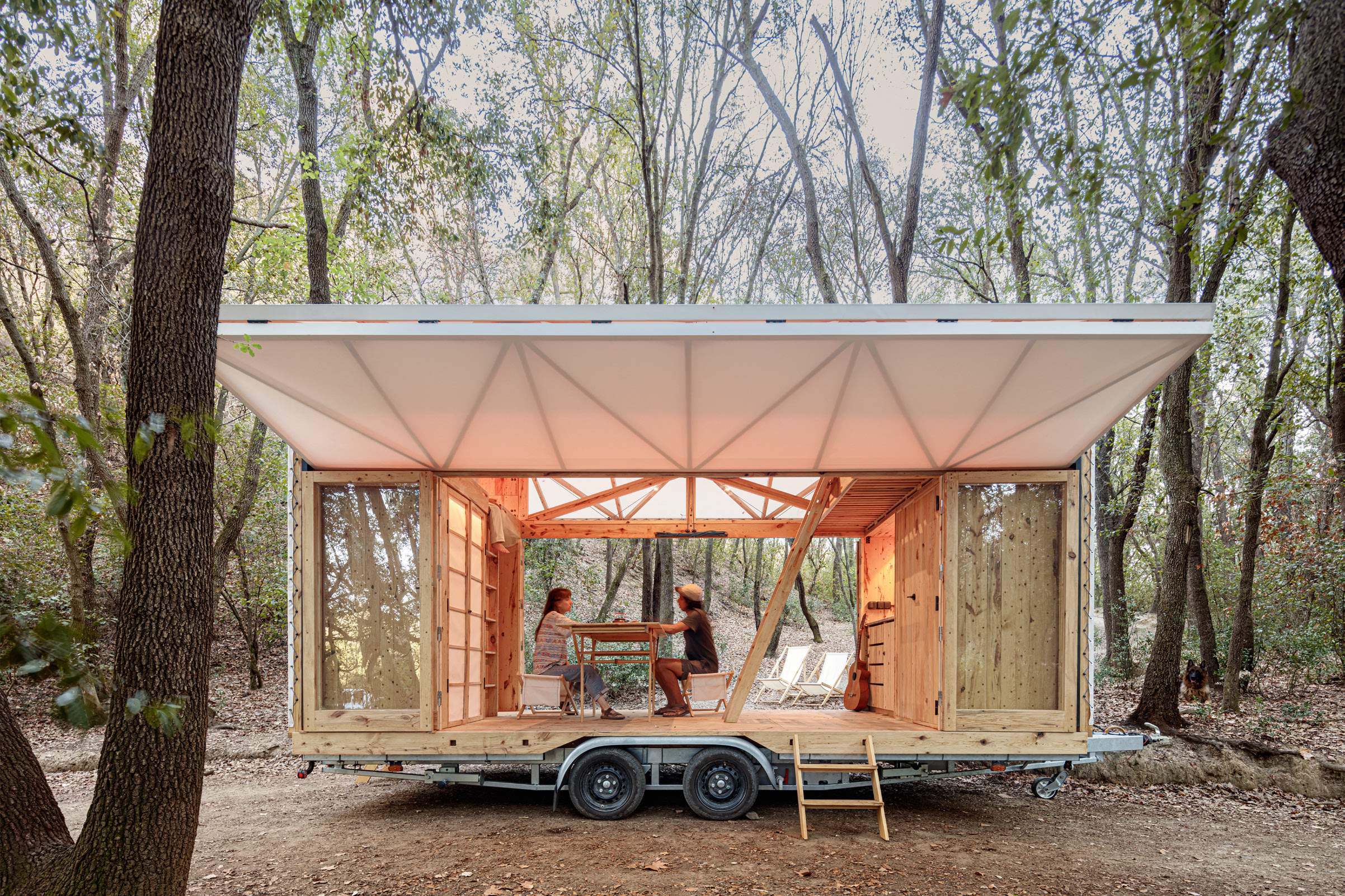 Mo.Ca — Mobile Catalyst