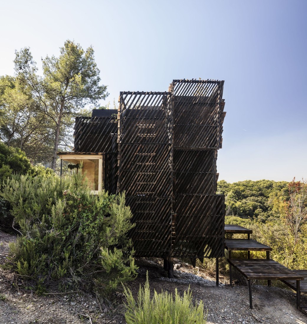 The Voxel elevation with its roof access ladder concealed behind the rain screen façade.